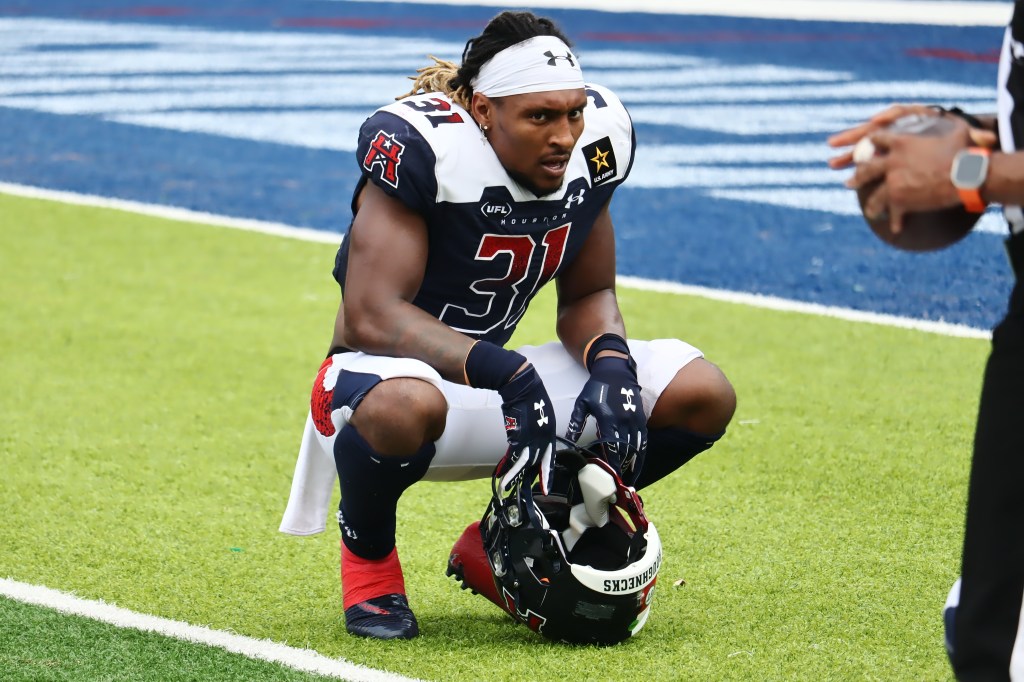 Roughnecks Rally Late to Stun Showboats 18-17 for First&nbsp;Win